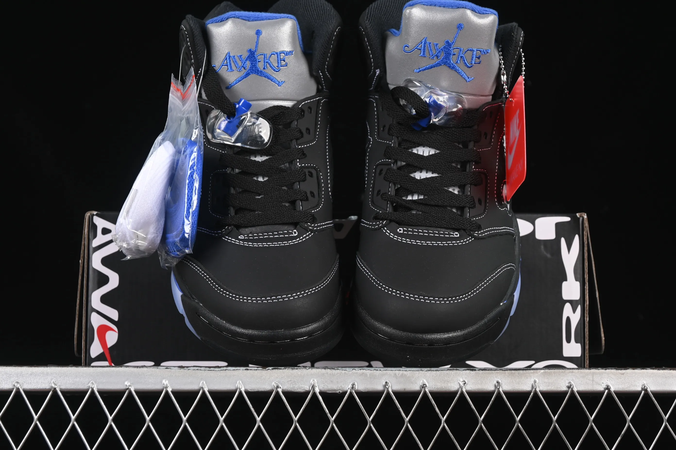 All categories Air Jordan Jordan series basketball shoes Air Jordan 5 L version Awake NY x Air Jordan 5 "Black Metallic" AJ5 Joe 5 joint model black and gray DV4982-004